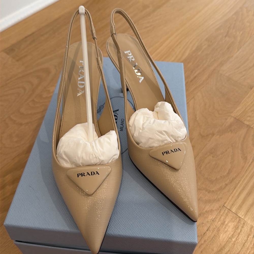 Prada Women's Beige Pointed Slingback Pumps authentic size 38 saffiano - Picture 6 of 6
